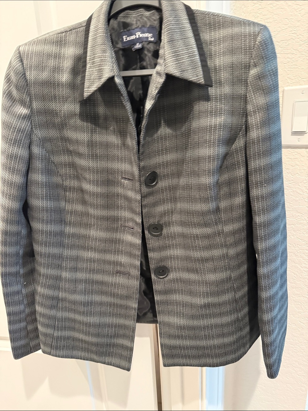Evan Picone Gray Plaid Sport Coat